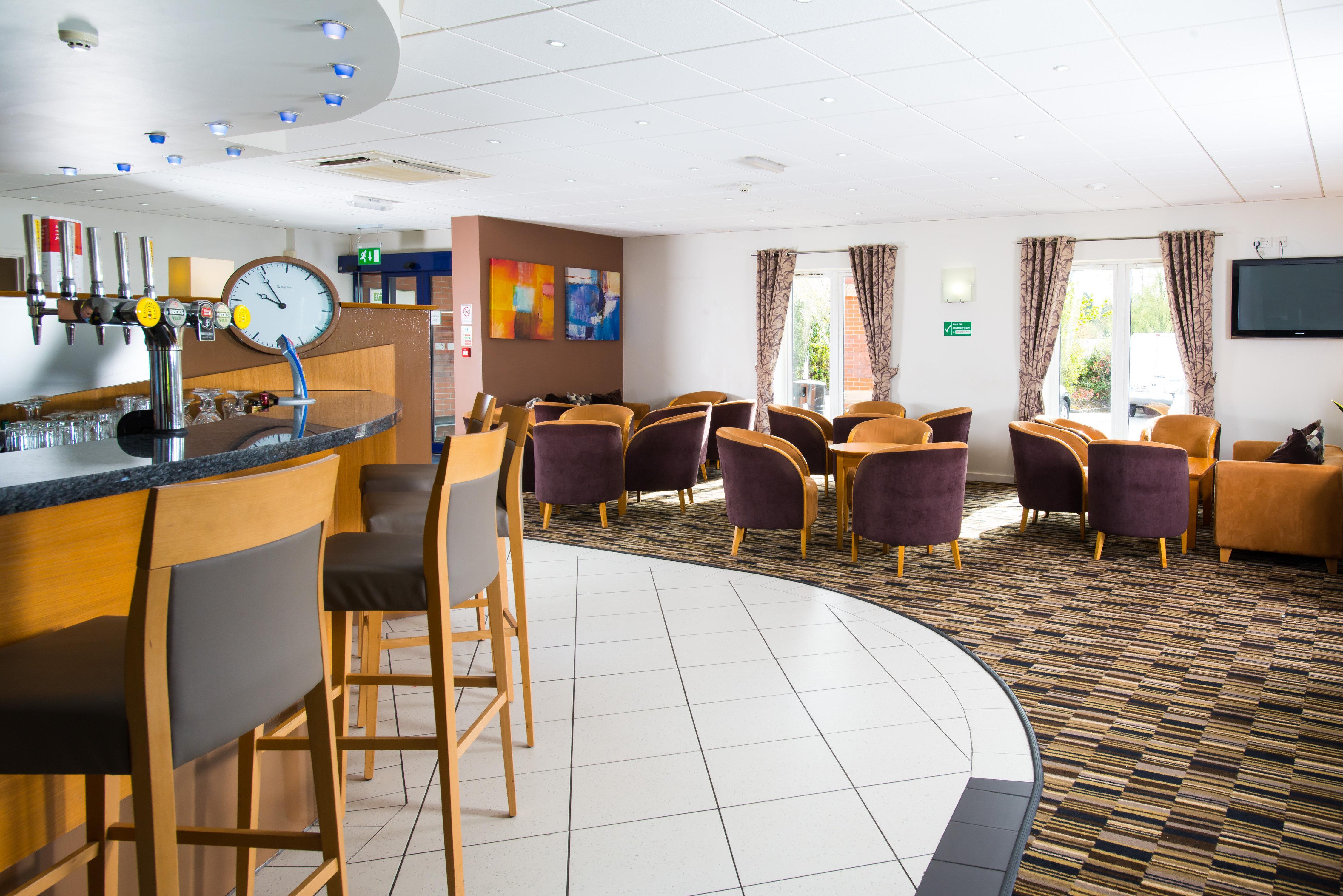 Holiday Inn Express Manchester East By Ihg Ngoại thất bức ảnh