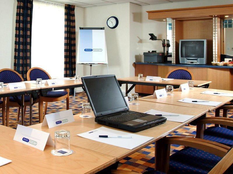 Holiday Inn Express Manchester East By Ihg Ngoại thất bức ảnh